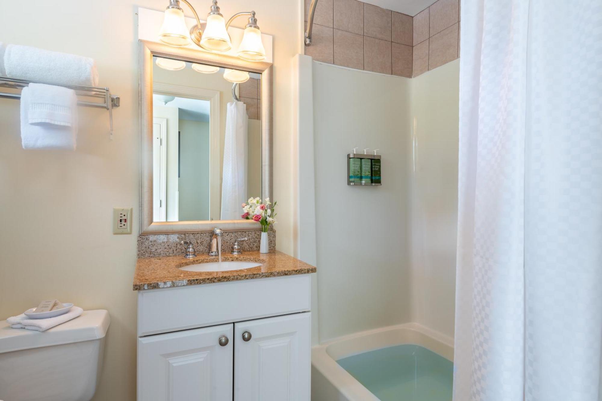 Atlantic Oceanside Hotel & Conference Center Bar Harbor Bagian luar foto